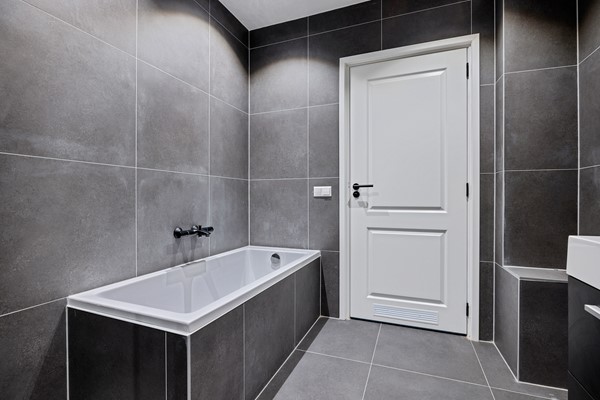 Medium property photo - Engelsestraat, 3028 CB Rotterdam